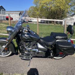 Suzuki Boulevard C50t 800
