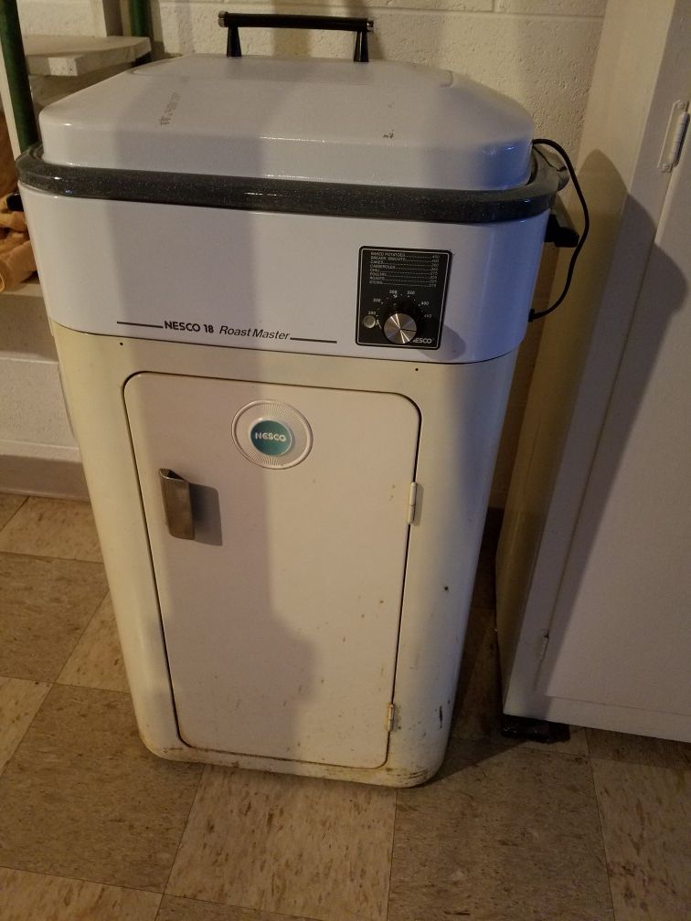 Vintage Nesco roaster with stand
