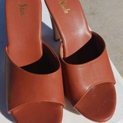 Brownish Size 6 Summer Heels 