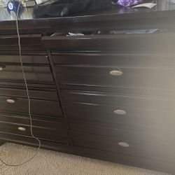 Bedroom Furniture With Dresser, 2 Night Stand