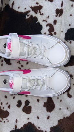 Nike shoes