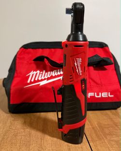 🧰🔧 Milwaukee M12 3/8 in. Ratchet (Tool Only)