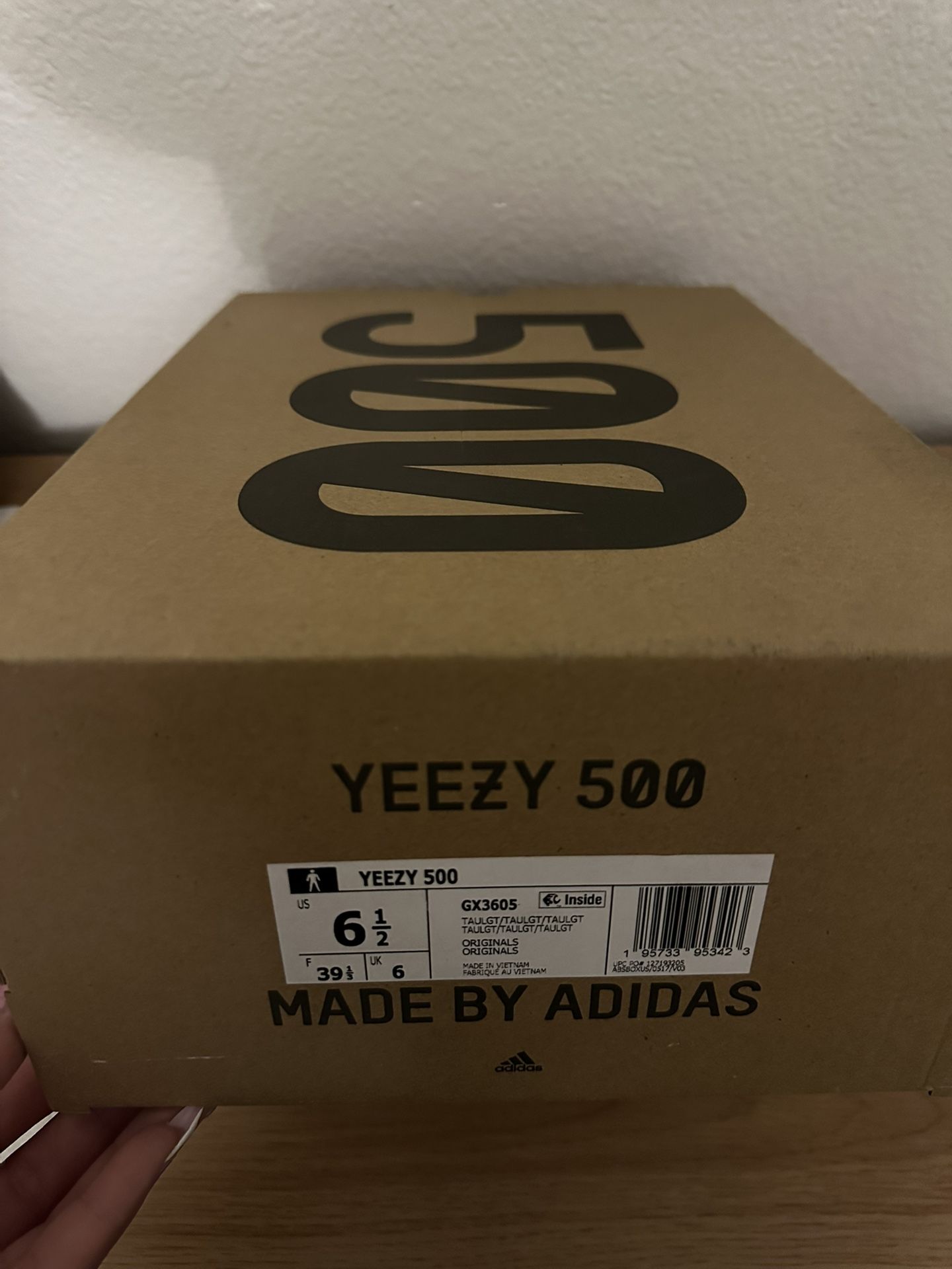 Yeezy 500