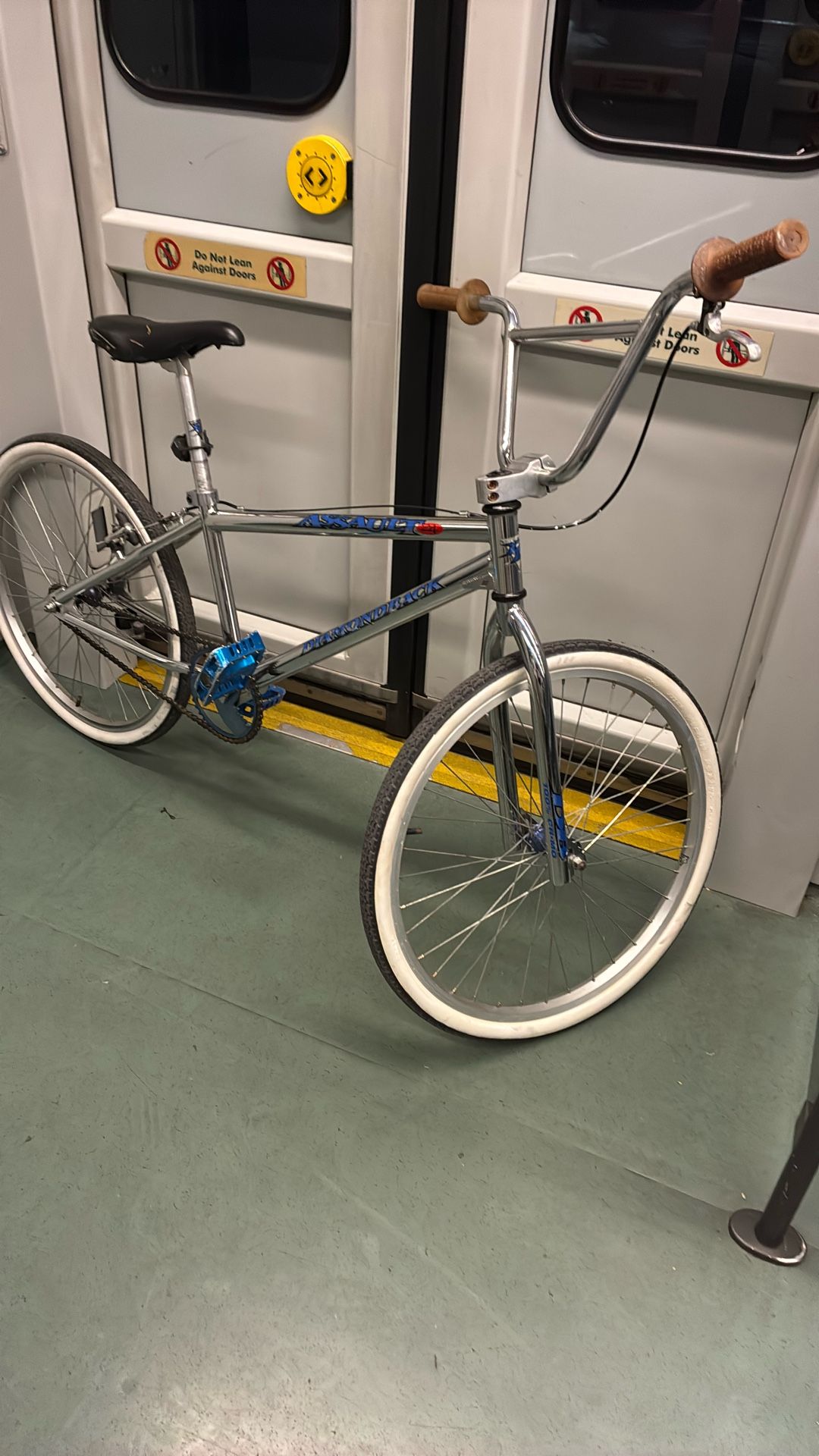 Old School Bmx Diamond Back 24 Inch Bike