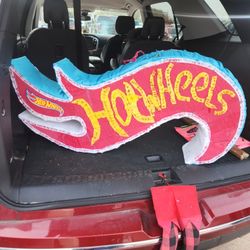 New Hot Wheels Piñata 
