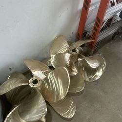 New And used Inboard propellers 