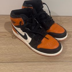Kids nike jordan Size 2