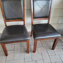 2 Chairs