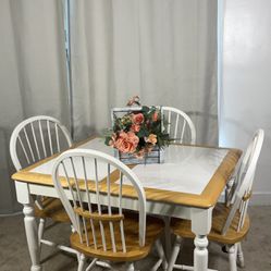 Cozy Tile-Top Extendable Kitchen Table With 4 Windsor Chairs PERFECT FOR SMALL PLACE!