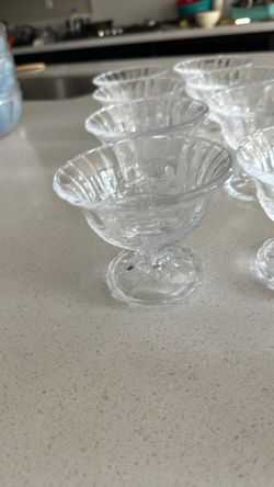 Set of 8 jam cups, 2 teapots