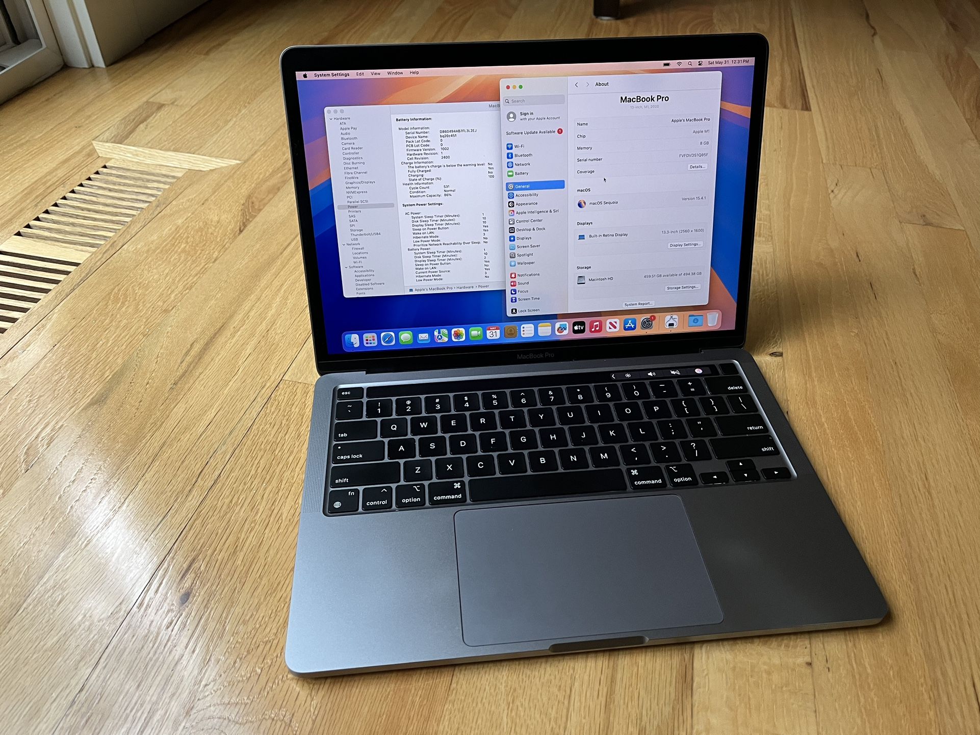  M1 Macbook Pro M1 8GB 512GB SSD Excellent Condition