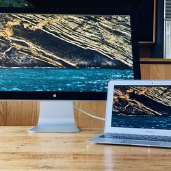 Apple LED HD Cinema Display A1316 27" Widescreen Monitor