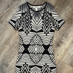 Presley Skye Black & Gold Dress Size Large Sweater Fabric