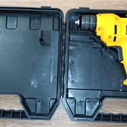 DEWALT DWD115K 8 Amp 3/8 Inch Variable Speed Reversing Drill