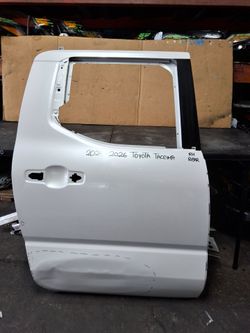 2024-2025-2026 TOYOTA TACOMA RIGHT SIDE REAR DOOR OEM USED #12503