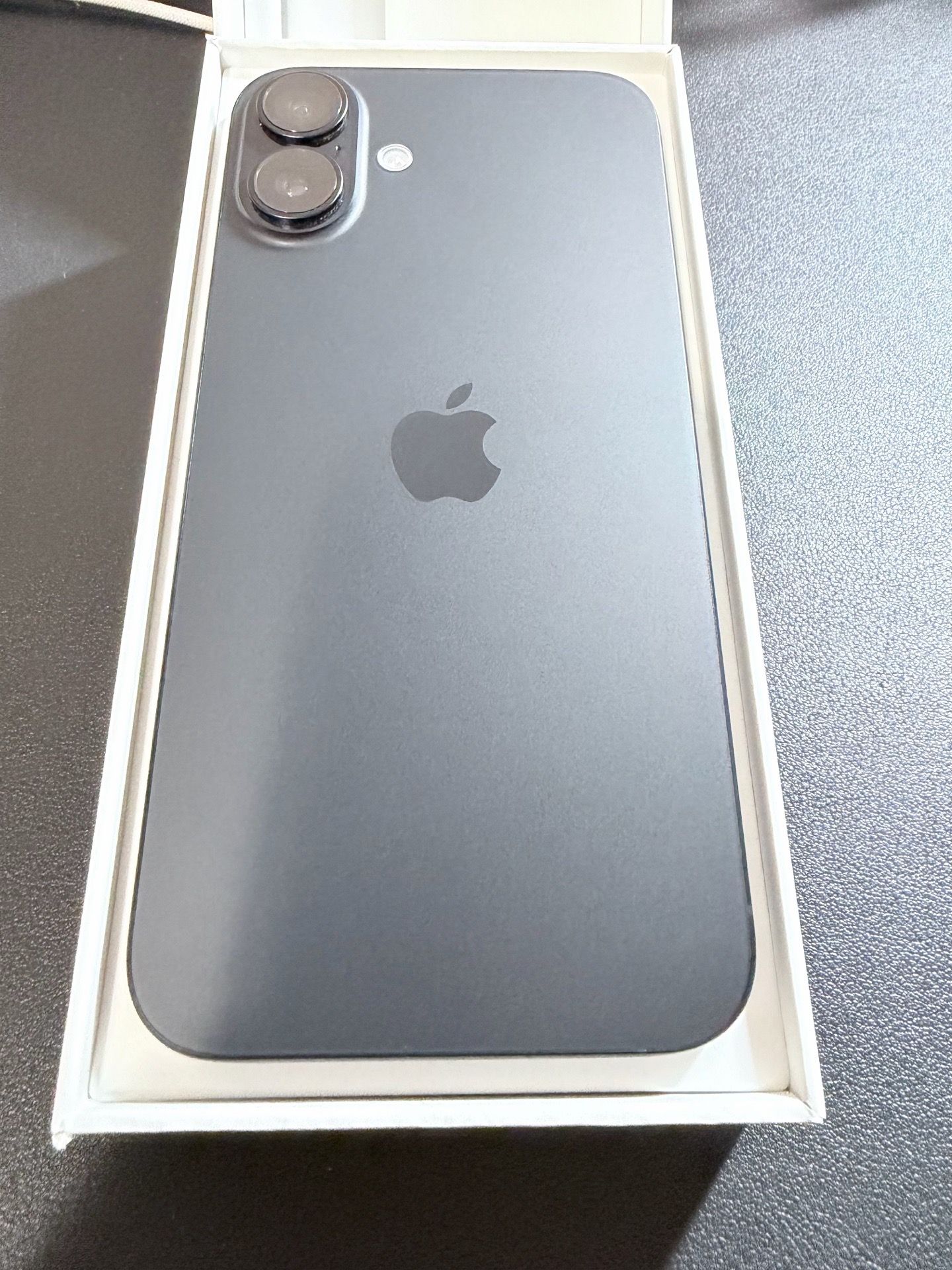 FACTORY UNLOCKED IPHONE 16 PLUS BLACK 128G