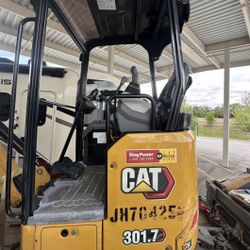 2021 Caterpillar 301.7 