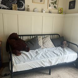 Ikea Pullout Futon Daybed 