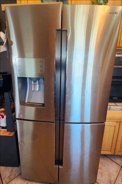 SAMSUNG FRIDGE