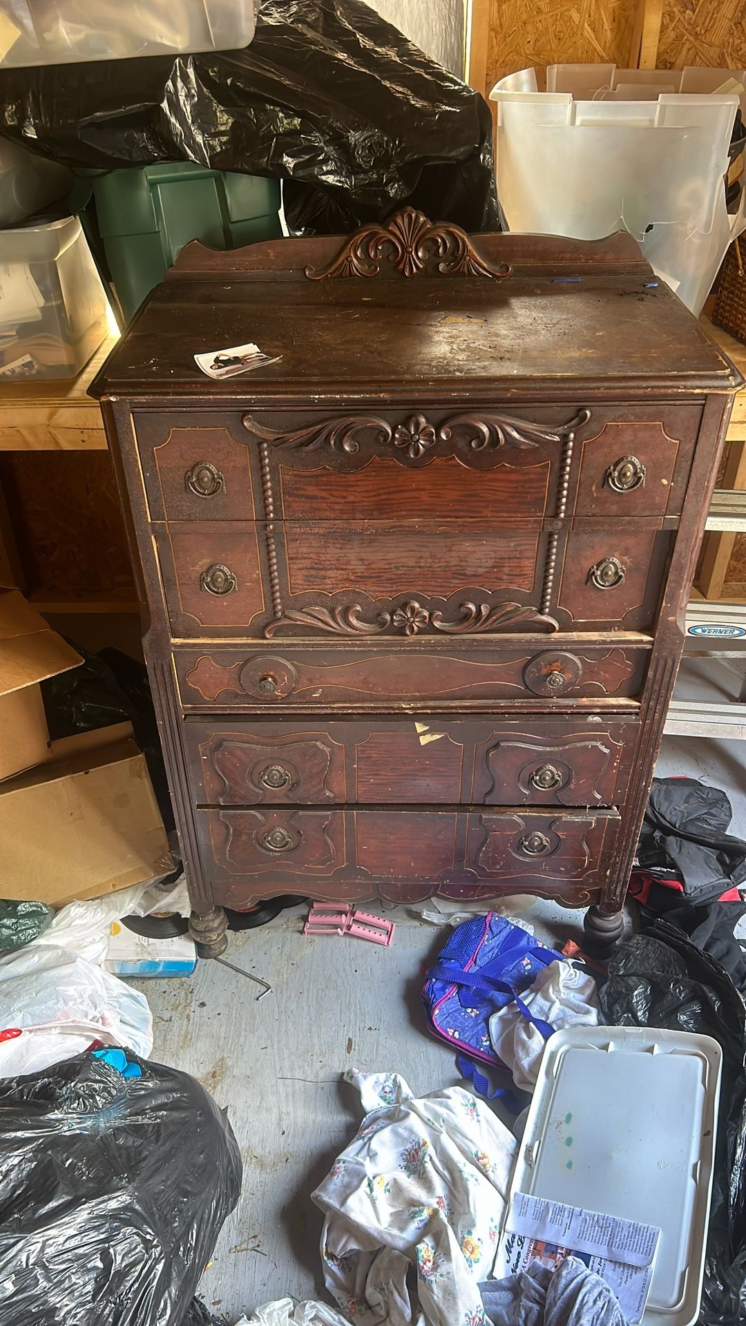 Vintage dresser