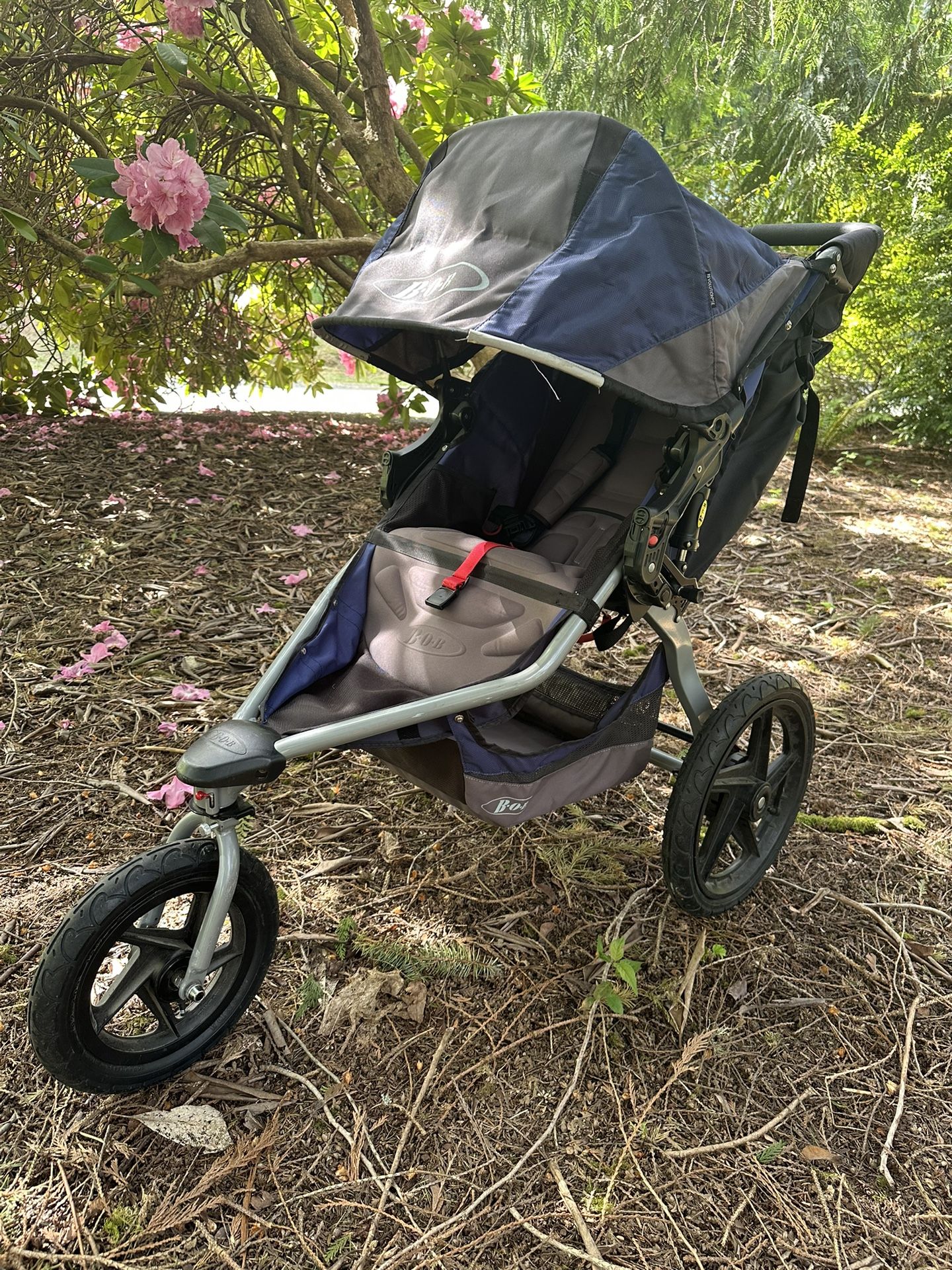 BOB Revolution Jogging Stroller