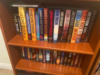 Large James Patterson Book Collection