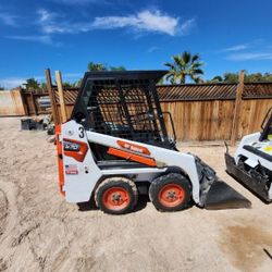 Bobcat Excavadora Mini Y Grande