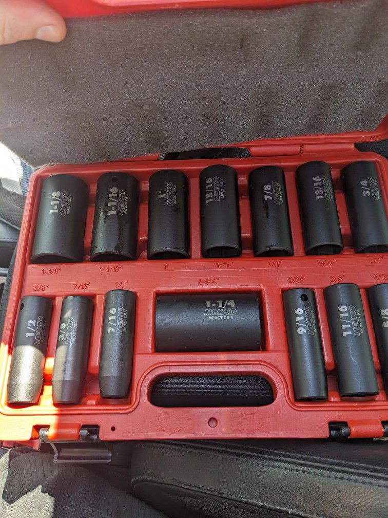 Neiko 02476A 1/2" Impact Socket Set, 14 Piece 6 Point Impact Set,