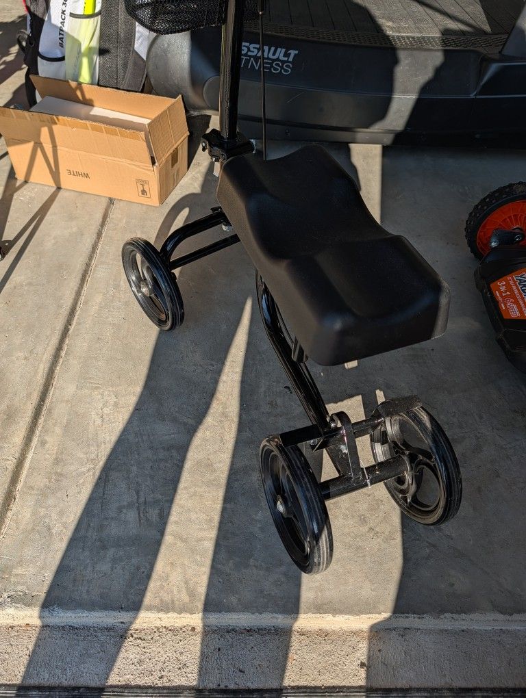 Body Med Knee Scooter