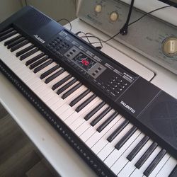 Alesis Talent61 Piano 