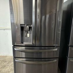 REFRIGERATOR -/ Free Delivery 🚚 