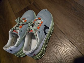 On Running Cloudmonster Sneakers