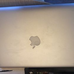 MacBook Pro “13 Early 2011 16GB Ram 120GB SSD