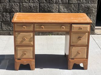 antique 7 drawer oak desk/vanity