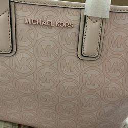 Michael kors best sale bag tag