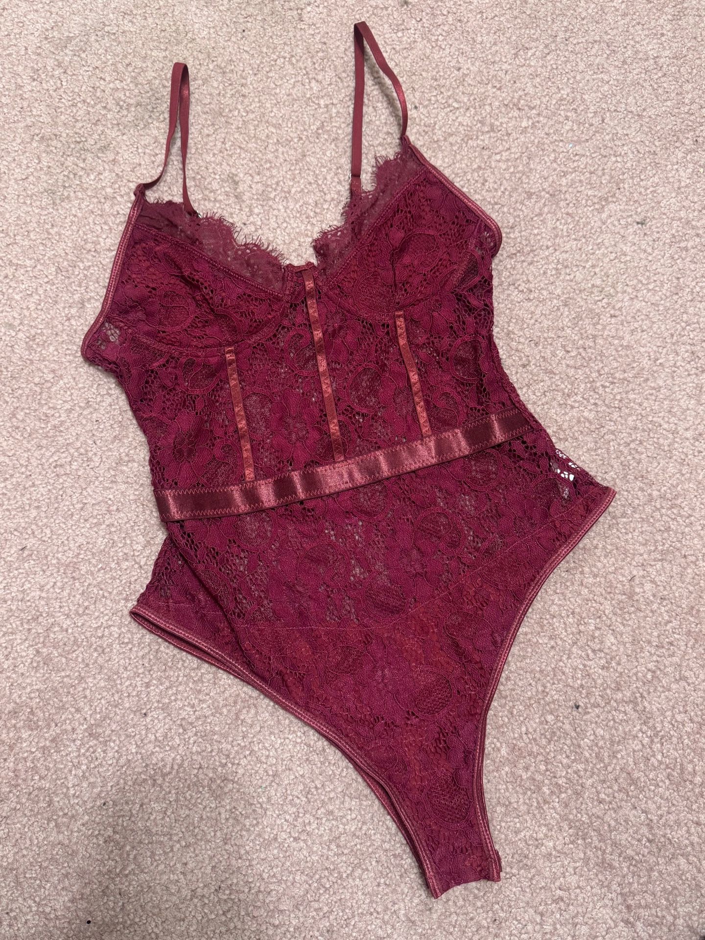 New Small Burgundy Red Lace Stretchy Bodysuits Lingerie 