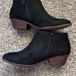 Brand New Size 8 Soda Brand Boots