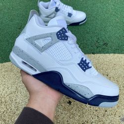Air Jordan 4 Midnight Navy