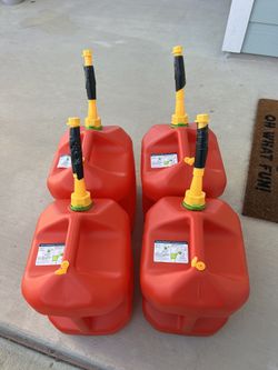 Scepter Gasoline 5 gallon containers
