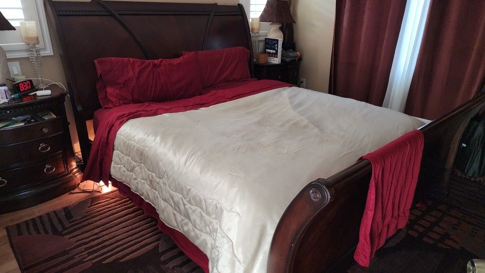 Cal King/King Bed Frame