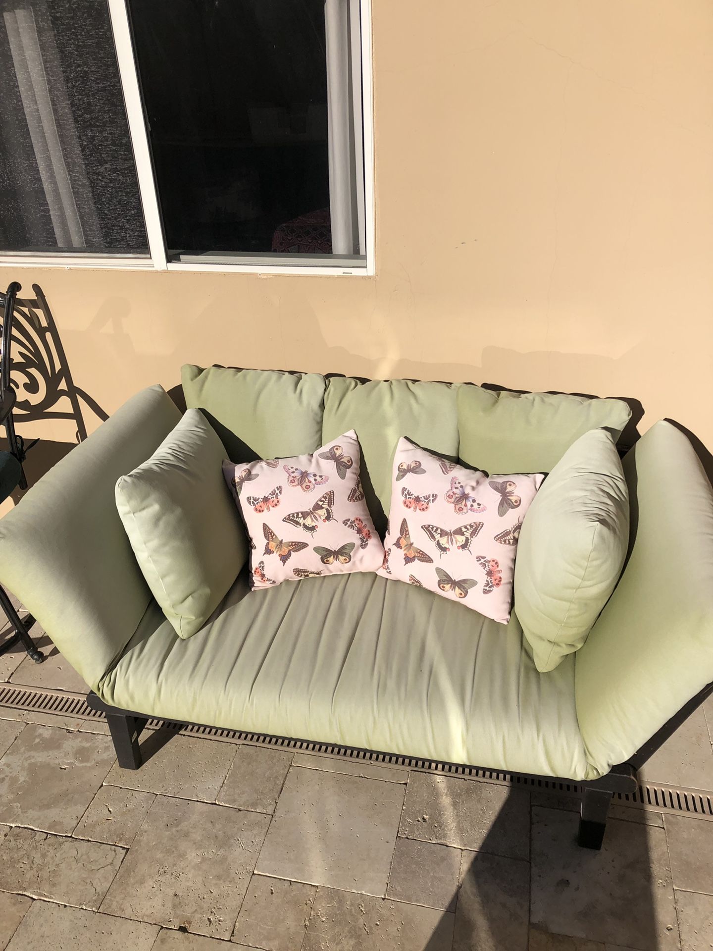 Patio furniture couch better homes & gardens outdoor daybed green