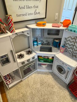 Kids kitchen no accessories