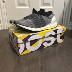 Adidas UltraBOOST Laceless