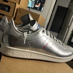 adidas Stan Smith Silver Metallic (2019) - Brand New  9.5
