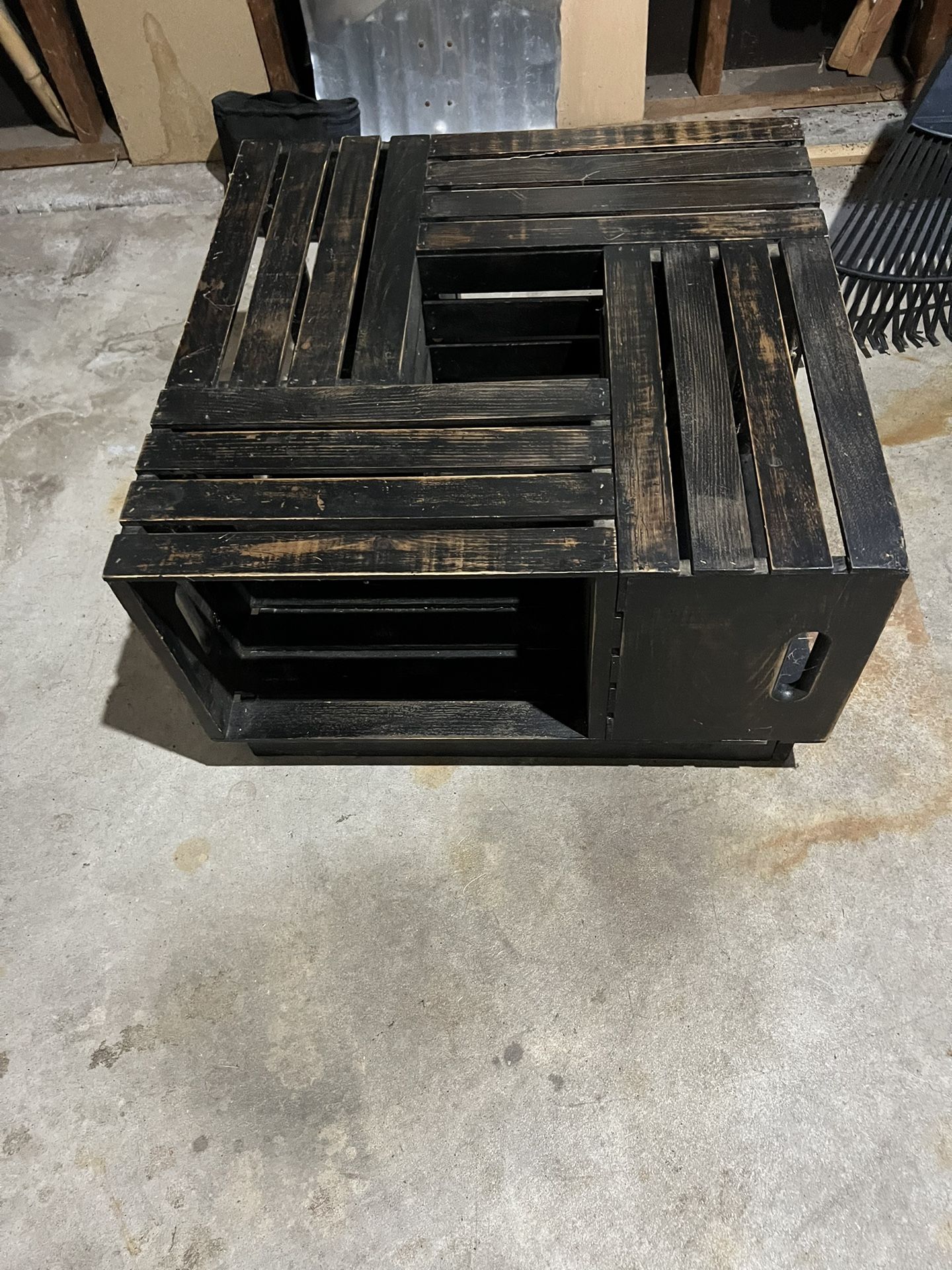 Crate Table