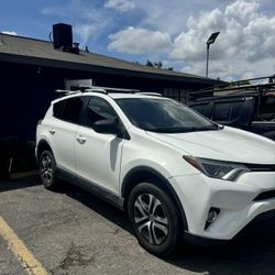Toyota RAV4 2017