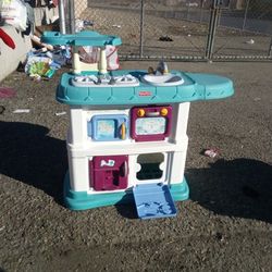 Fisher Price Play Kitchen