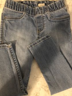 Girls Oshkosh size 5 jeans