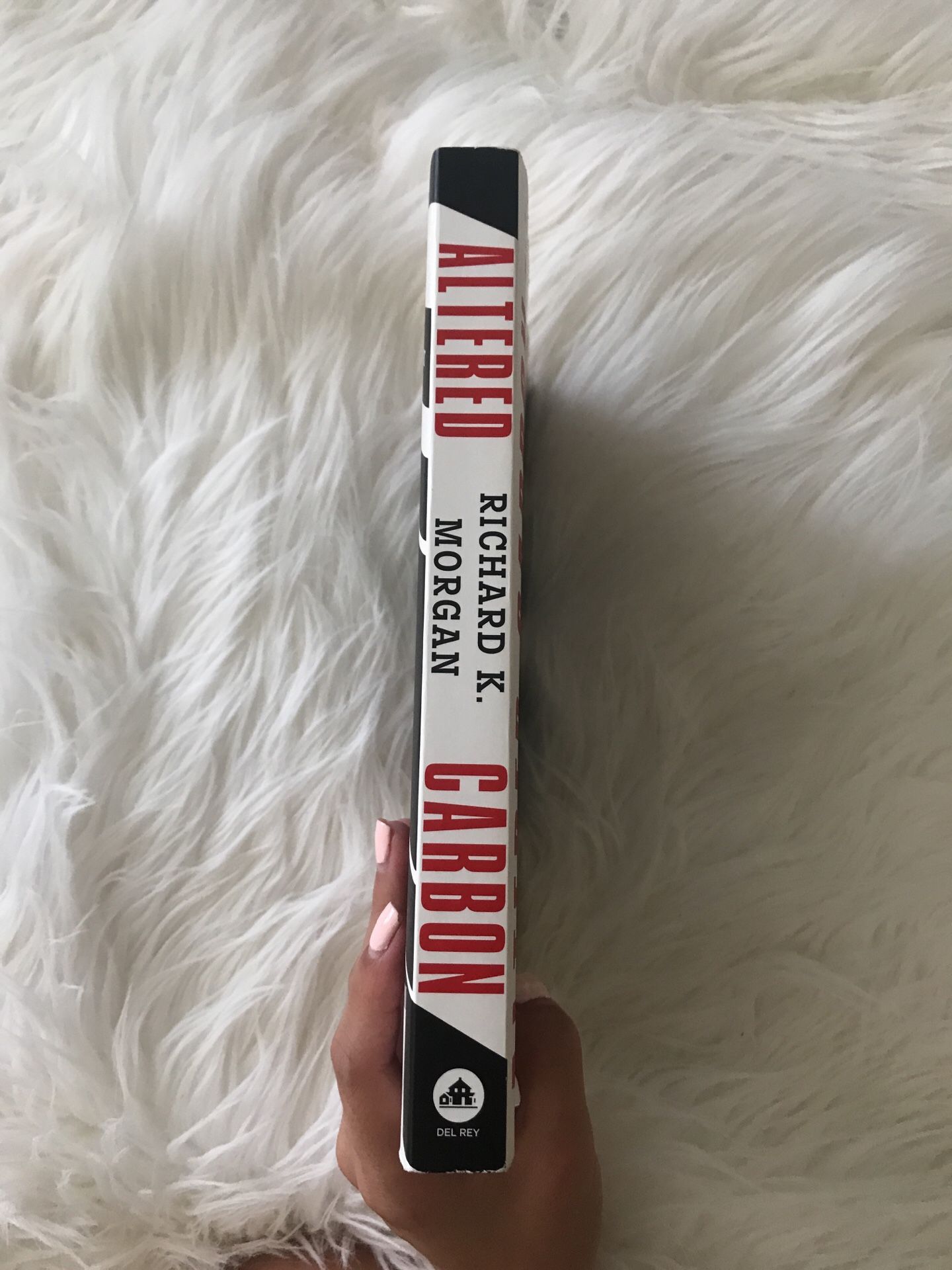 BOOK: Altered Carbon by Richard K Morgan