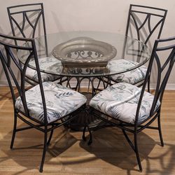 Decorative Round Glass And Metal Table with Chairs